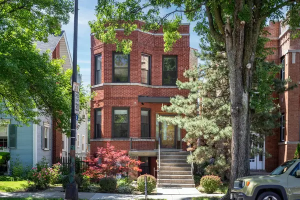 3843 W Addison Street, Chicago, IL 60618