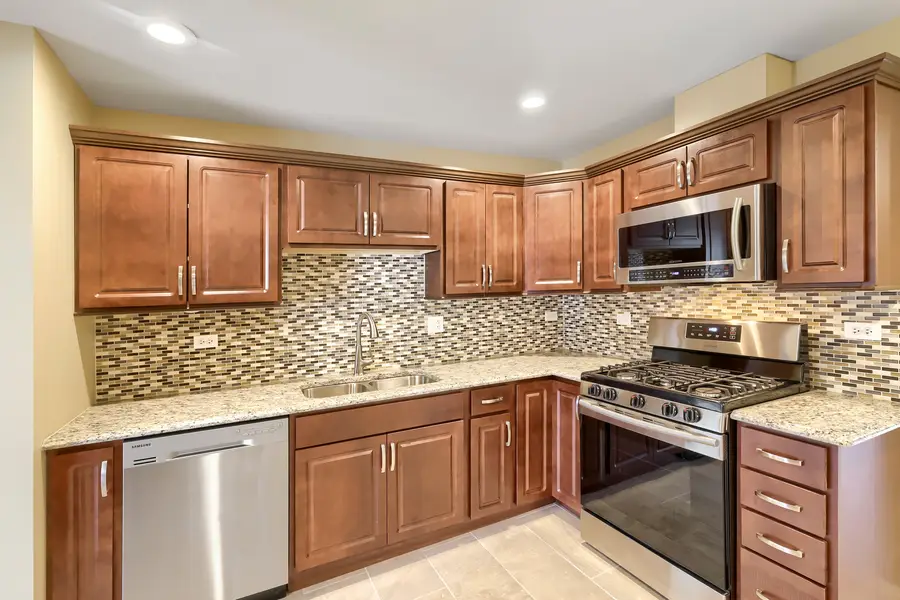 714 Sunset Circle, Streamwood, IL 60107 - #3