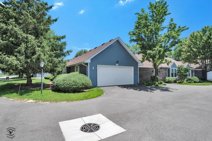 1020 Dartmouth Drive, Wheaton, IL 60189 - #3