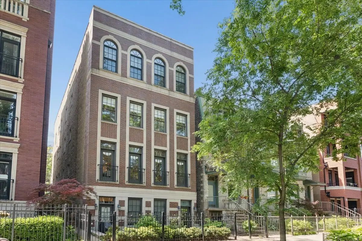953 W Montana Street #3, Chicago, IL 60614 - #1