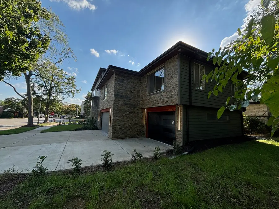 9100 Kenton Avenue, Skokie, IL 60076 - #2