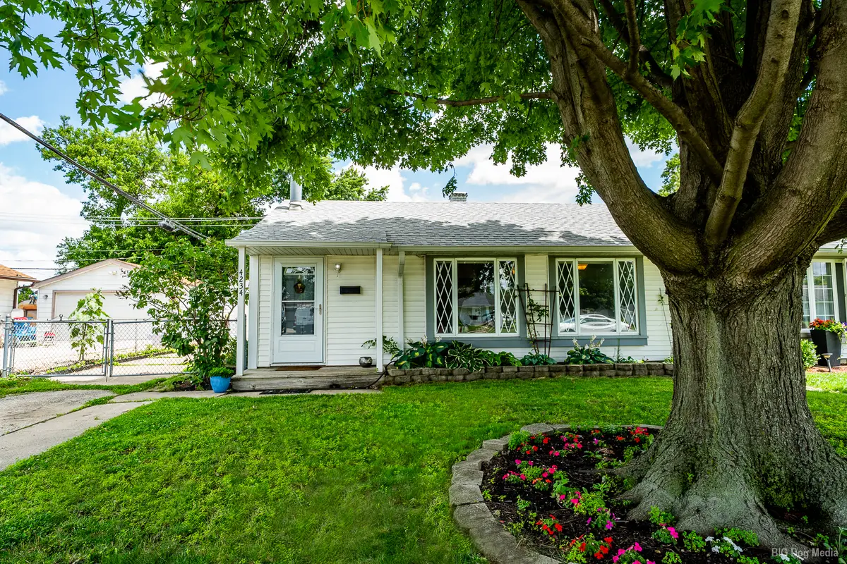4234 W 90th Place, Hometown, IL 60456 - #1