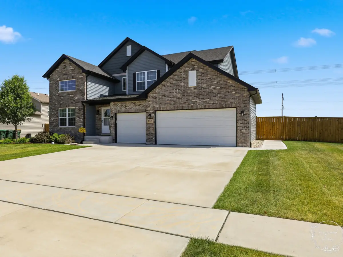27329 W Deer Hollow Lane, Channahon, IL 60410 - #1