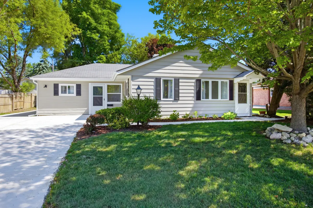 139 Birch Street, Carpentersville, IL 60110 - #1
