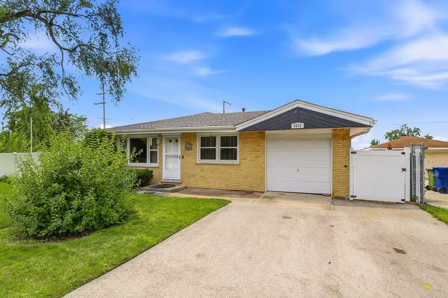 8852 Central Avenue, Oak Lawn, IL 60453 - #2