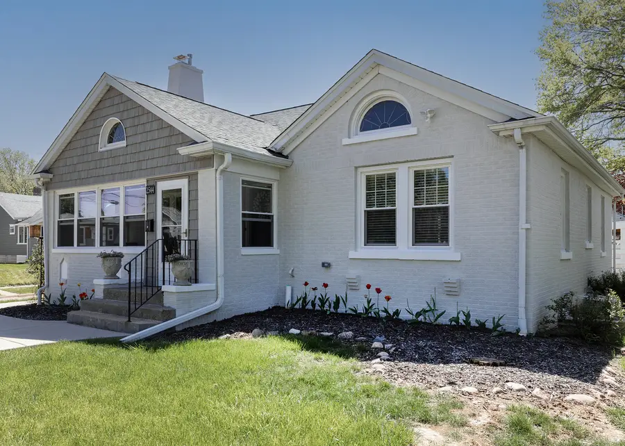 2544 23rd Avenue A Avenue, Moline, IL 61265 - #2