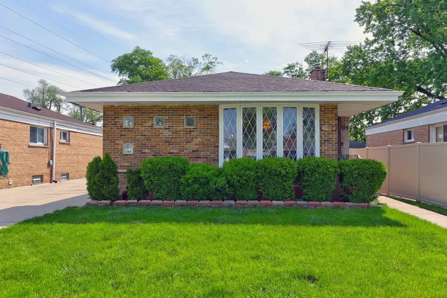 109 Rice Avenue, Bellwood, IL 60104 - #2