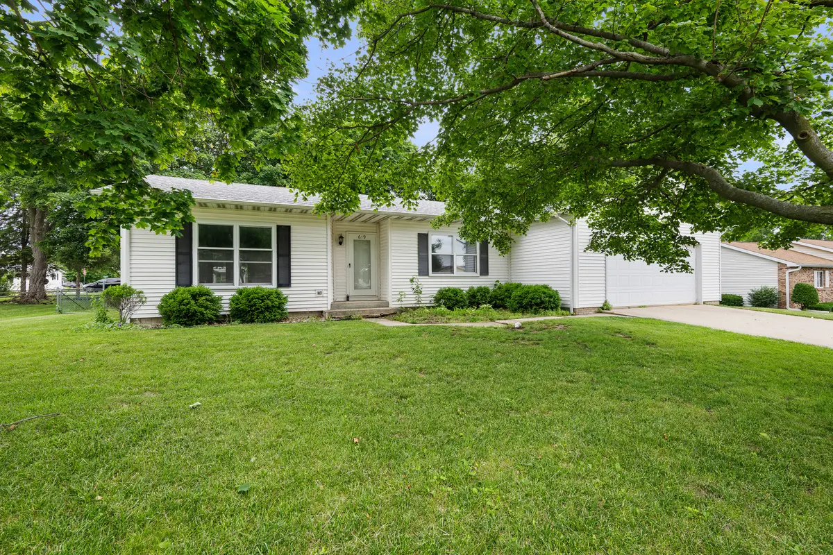 619 Shadycrest Drive, Kewanee, IL 61443 - #1