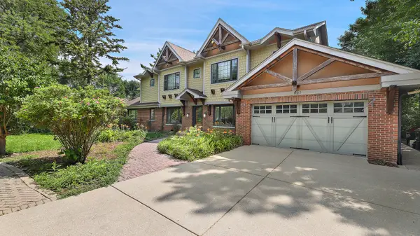 827 S Arlington Heights Road, Arlington Heights, IL 60005