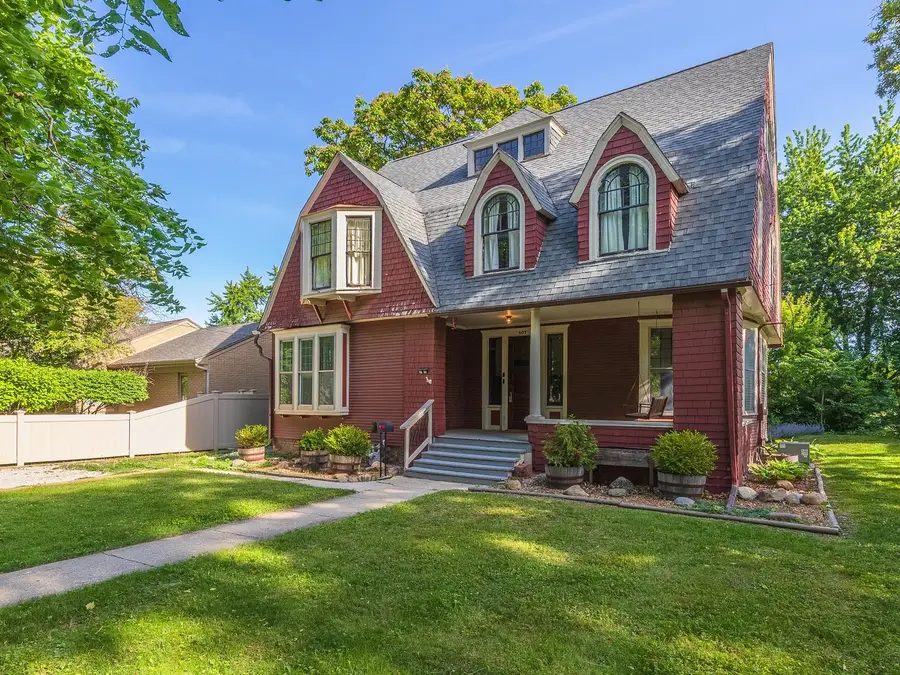 407 W Grove Street, Pontiac, IL 61764 - #2