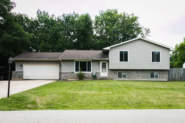 12087 W Blossom Avenue, Beach Park, IL 60087 - #1