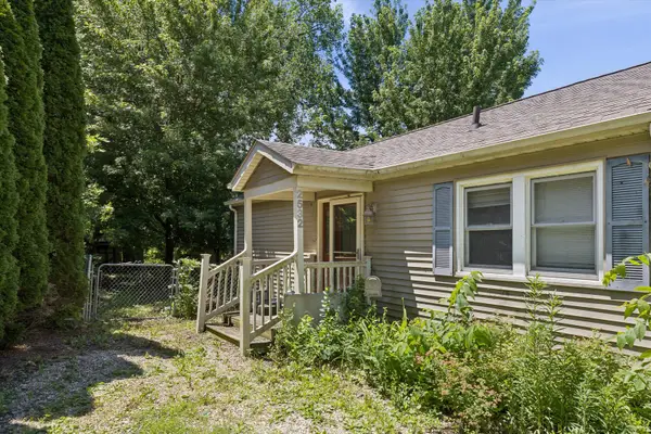 2532 Roberts Street, Bettendorf, IA 52722