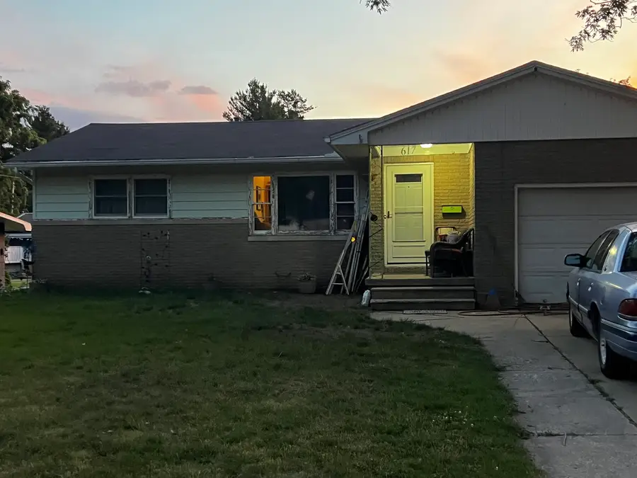617 S Melvin Street, Gibson City, IL 60936 - #2