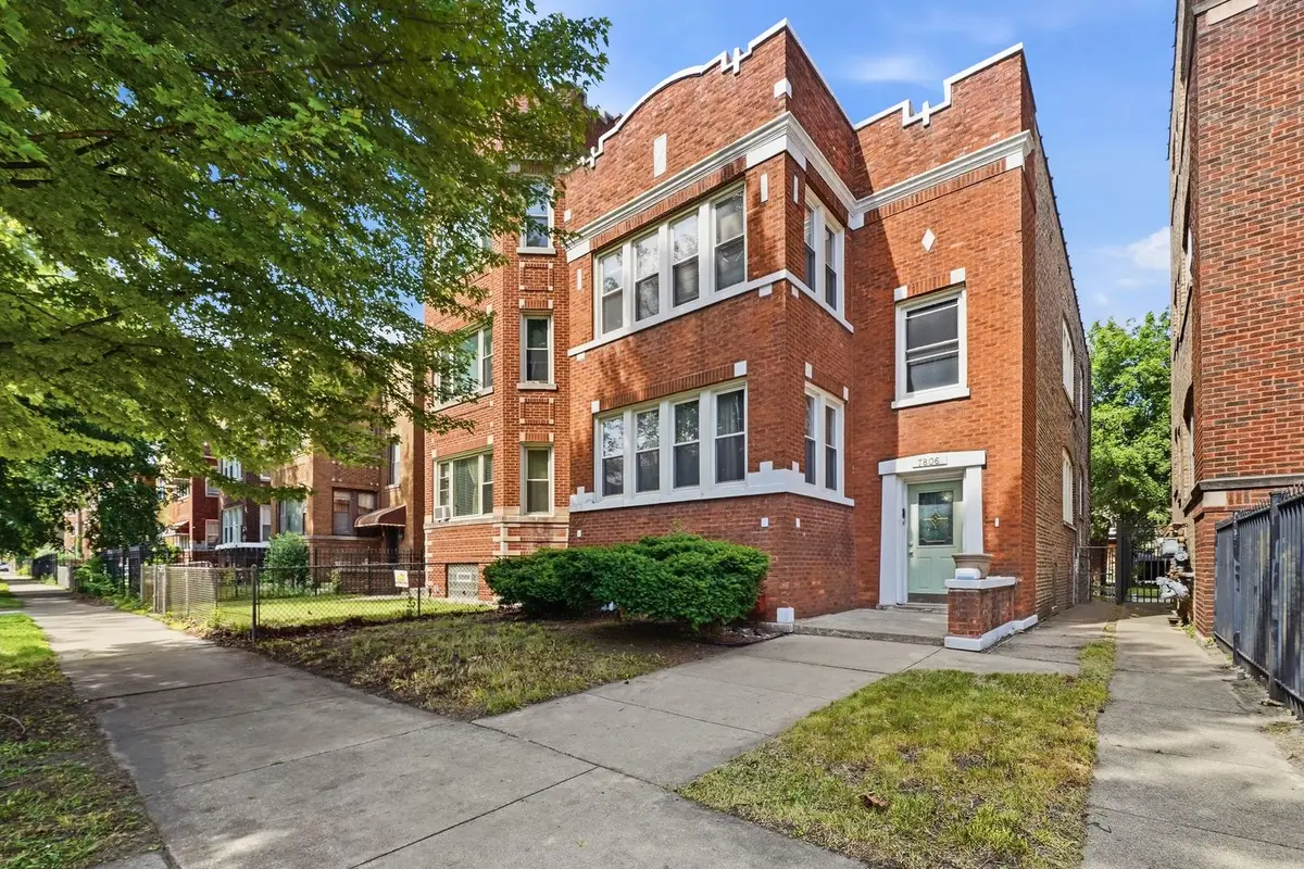 7806 S Cregier Avenue, Chicago, IL 60649 - #1