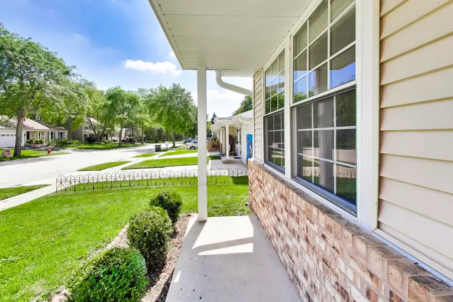 1116 Riverwood Drive, Algonquin, IL 60102 - #2