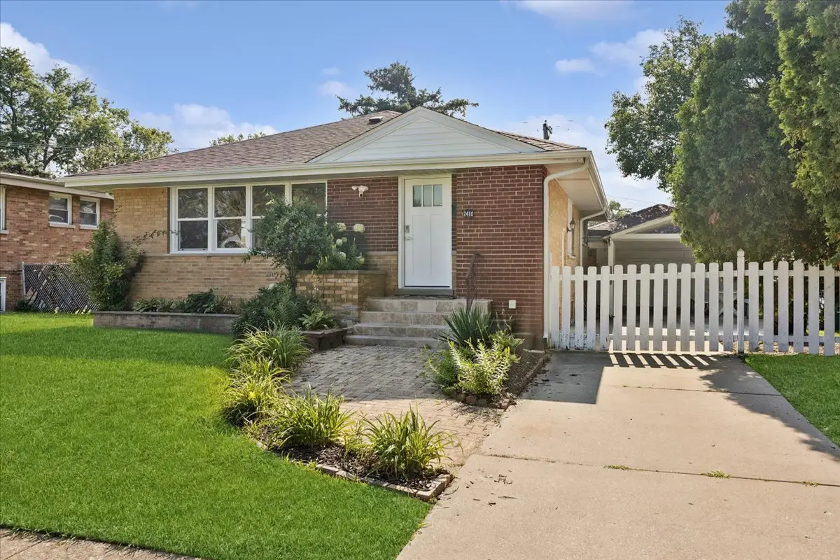 2410 Sunnyside Avenue, Westchester, IL 60154 - #1