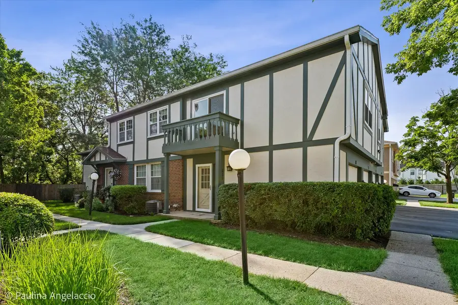 111 Lindenwood Court, Vernon Hills, IL 60061 - #2