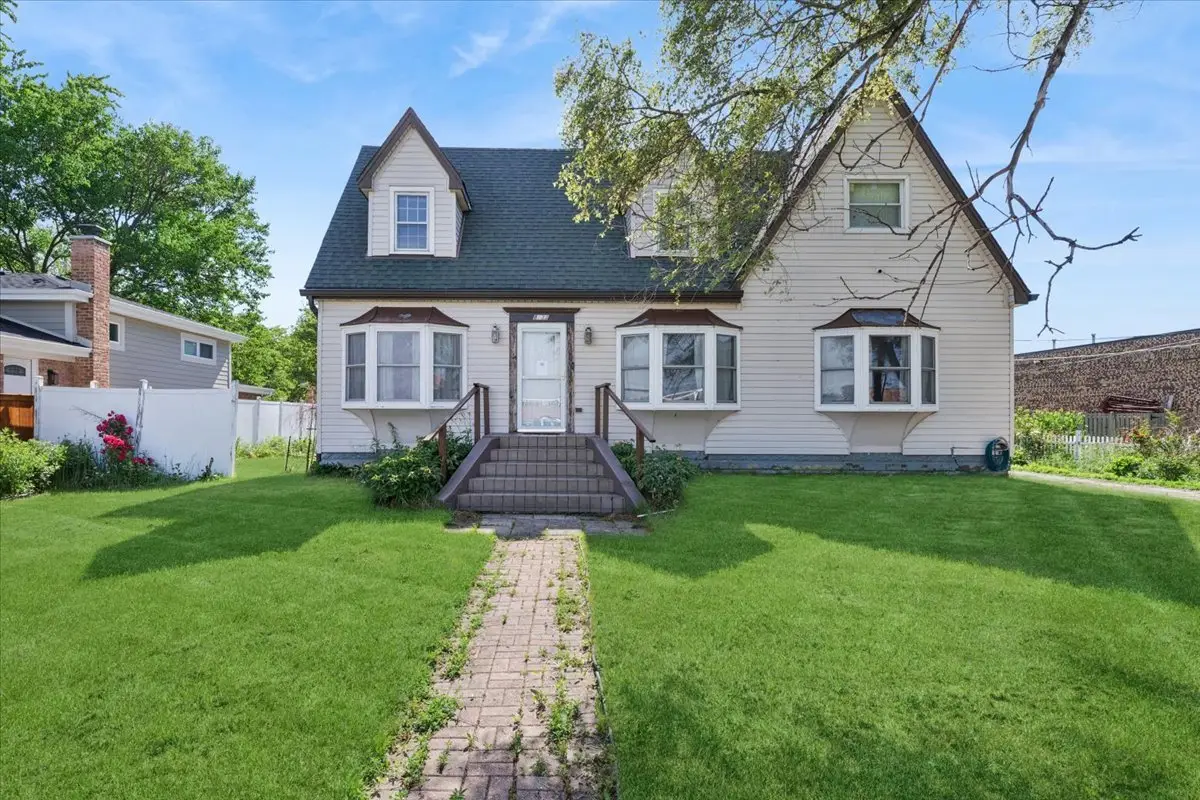 8233 Austin Avenue, Morton Grove, IL 60053 - #1