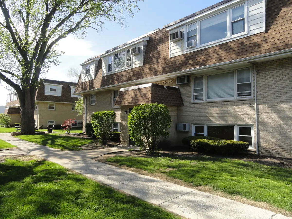 9907 W 58th Street #1, Countryside, IL 60525 - #1
