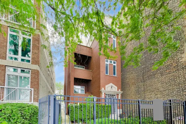2133 N Southport Avenue #3, Chicago, IL 60614