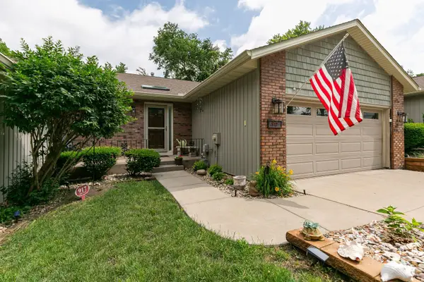 917 23rd Avenue #5, East Moline, IL 61244