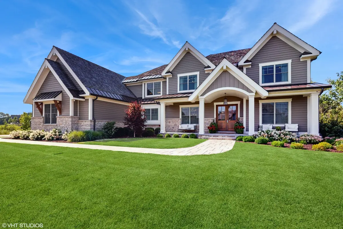 305 Briarwood Lane, Lincolnshire, IL 60069 - #1
