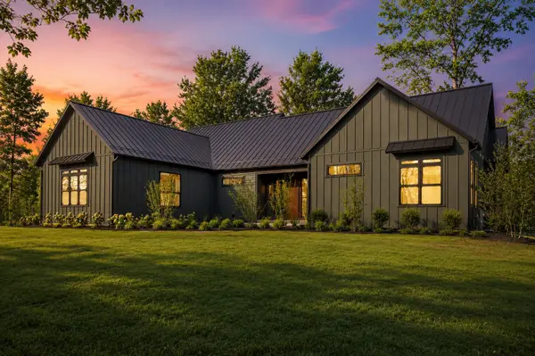 2060 Duffy Lane, Bannockburn, IL 60015