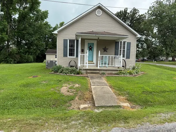 78 Academy Street, Eldorado, IL 62930