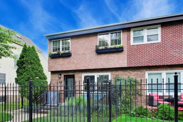 1740 N Washtenaw Avenue, Chicago, IL 60647