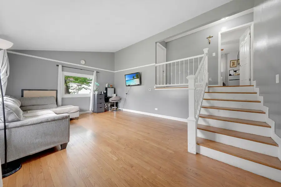14 E Van Buren Street, Villa Park, IL 60181 - #3