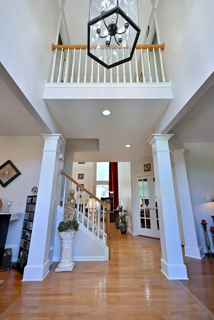 10 Sequoia Court, Streamwood, IL 60107 - #3