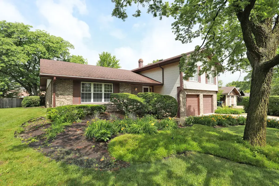 1324 Chartwell Road, Schaumburg, IL 60195 - #2