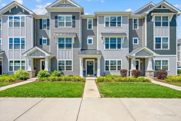 2041 Sequoia Avenue, Mundelein, IL 60060