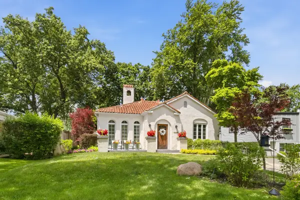 1230 Ferndale Avenue, Highland Park, IL 60035