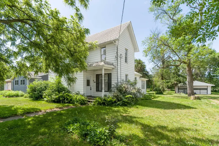 1010 6th Avenue, Erie, IL 61250 - #2