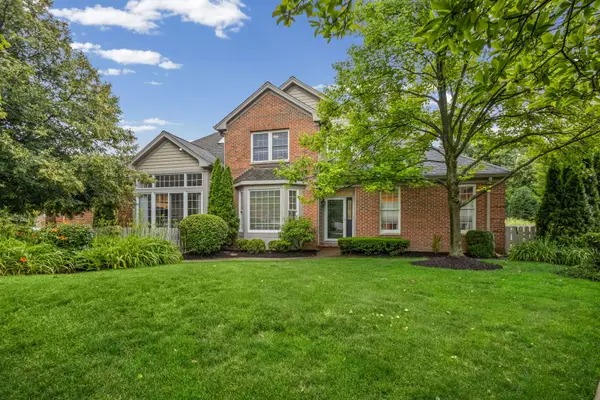 2064 Norwich Court, Glenview, IL 60026