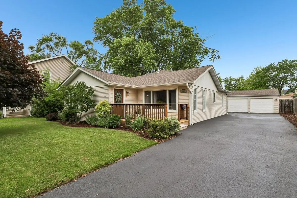 2802 Hawk Lane, Rolling Meadows, IL 60008 - #1