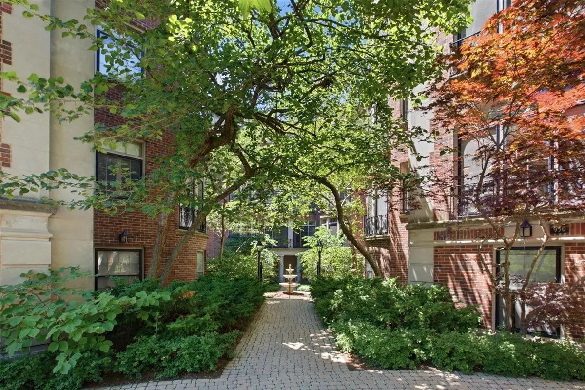 942 Michigan Avenue #3, Evanston, IL 60202 - #1