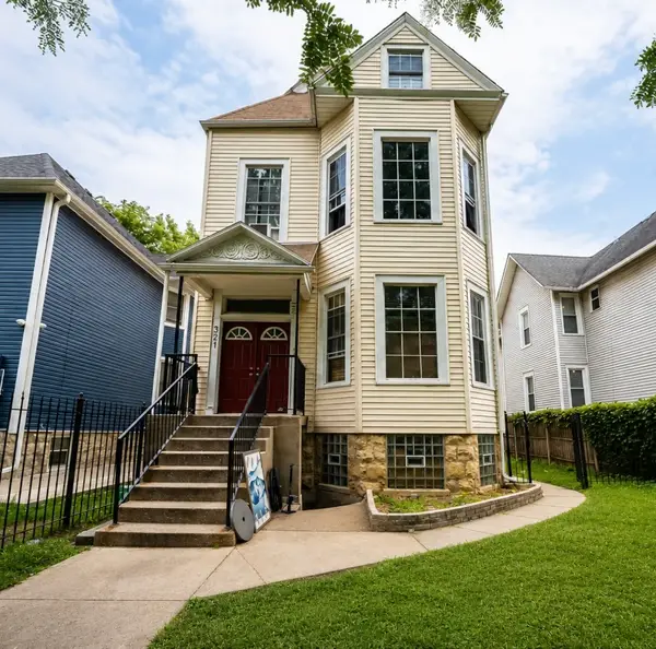 321 N Long Avenue, Chicago, IL 60644