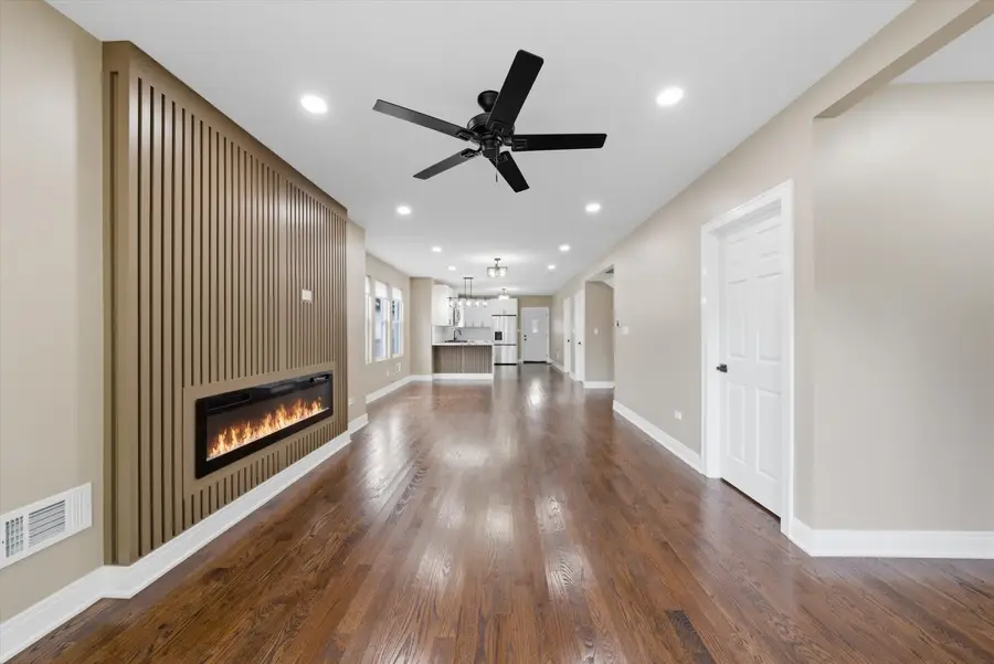 10112 S Union Avenue, Chicago, IL 60628 - #3