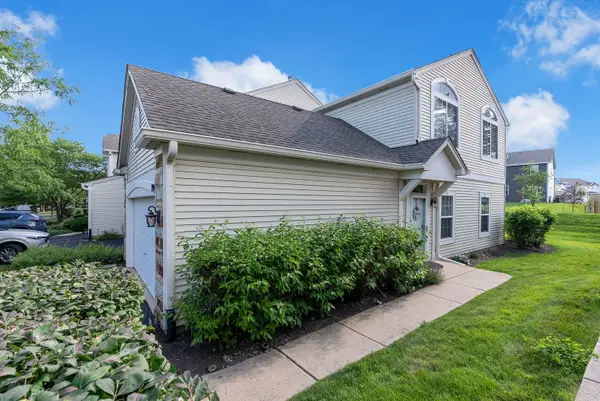 1909 Misty Ridge Lane #1909, Aurora, IL 60503