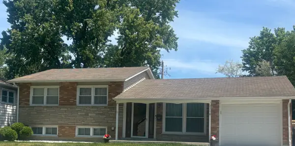 2716 Larkspur Lane, Hazel Crest, IL 60429