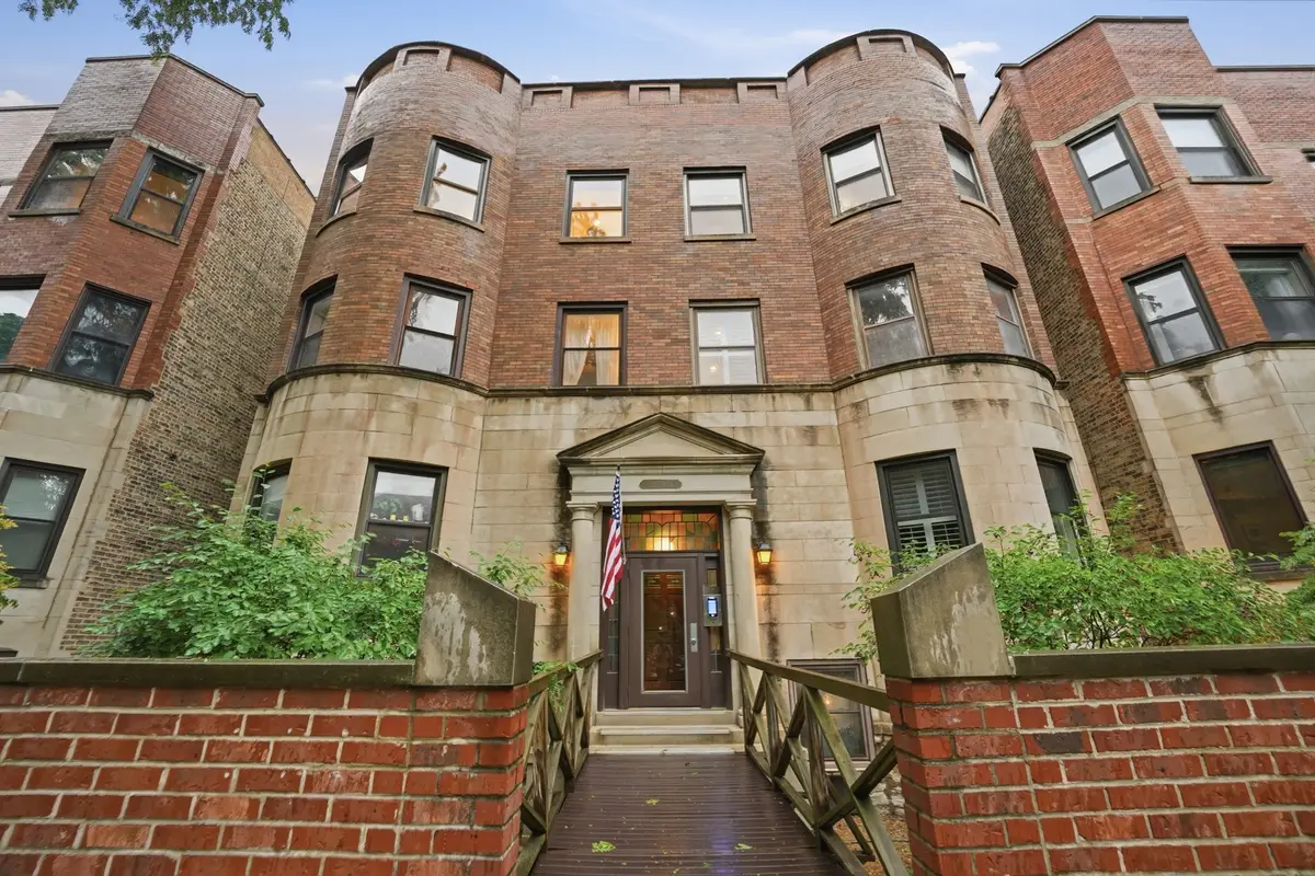 1030 W Byron Street #3W, Chicago, IL 60613 - #1