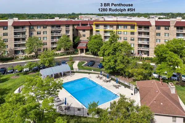 1280 Rudolph Road #5H, Northbrook, IL 60062
