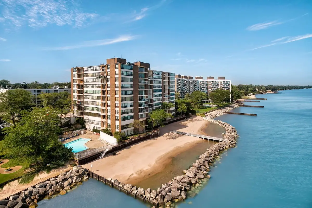 1616 Sheridan Road #2C, Wilmette, IL 60091 - #1