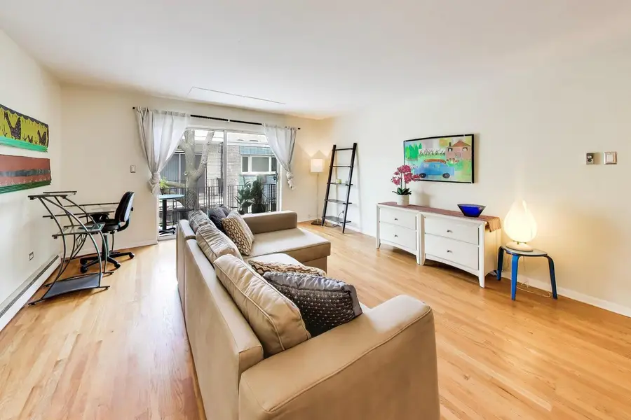1125 W Lunt Avenue #303, Chicago, IL 60626 - #3