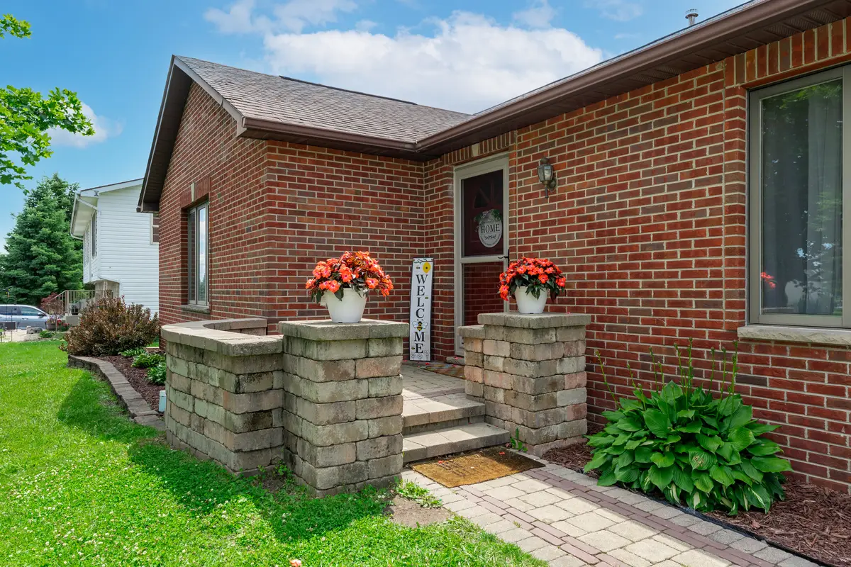 10205 Sharon Lane, Hebron, IL 60034 - #1