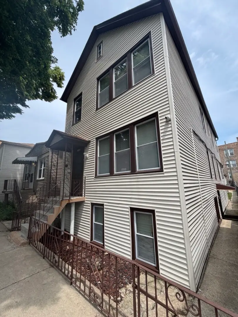 3327 S Lituanica Avenue, Chicago, IL 60608 - #1