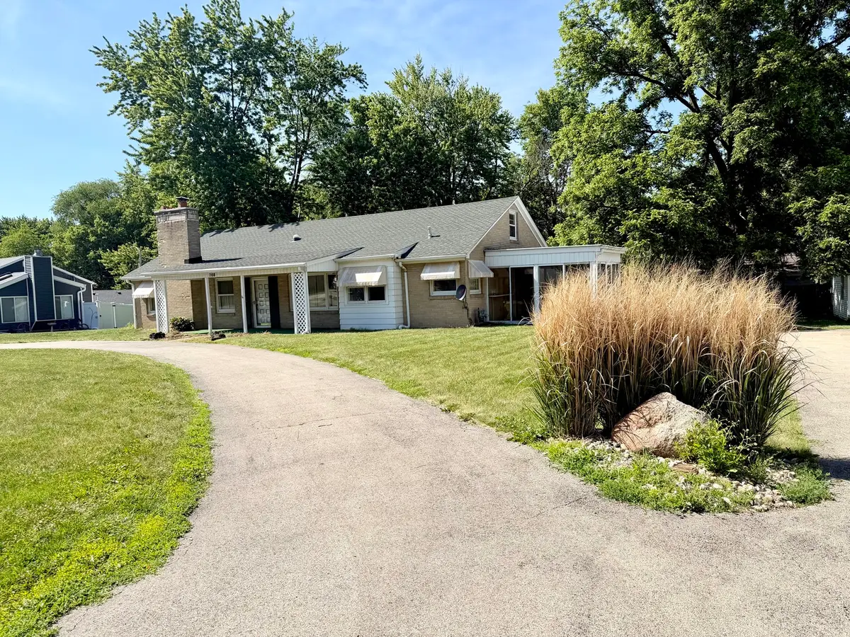 708 E Glover Street, Ottawa, IL 61350 - #1