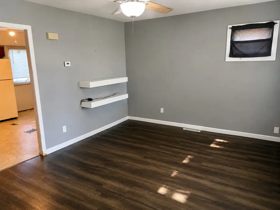 105 S Miller Street, Clinton, IL 61727 - #2